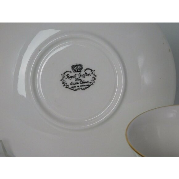 Royal Grafton AB Jones English Bone China Floral Teacup & Saucer - Picture 17 of 17